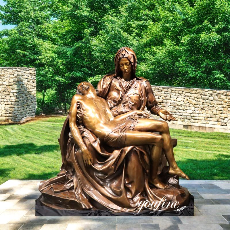 pieta statue