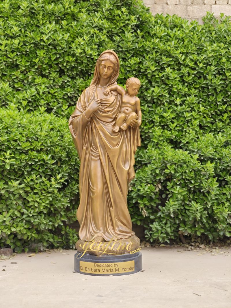 Virgin Mary Statue with Jesus